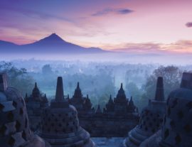 Yogyakarta: templi, foresta, vulcani